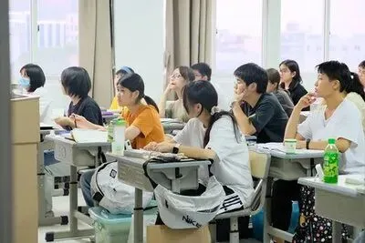 27西安中考全日制名单:收费+班型一文讲清-第10张图片-四季读书网 27西安中考全日制名单:收费+班型一文讲清-第10张图片-四季读书网