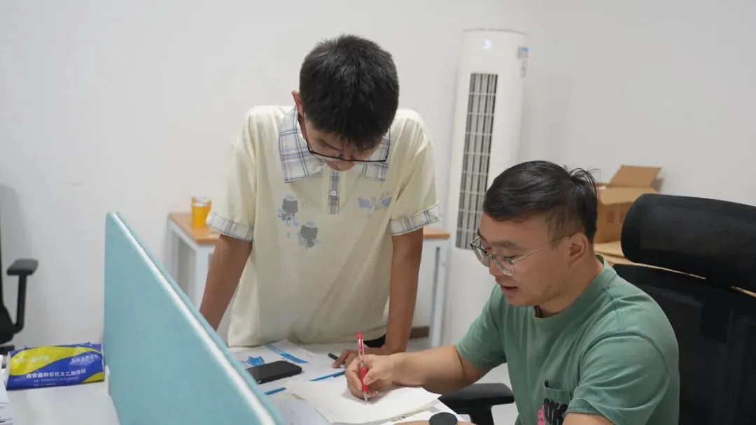 中考喜报|西安高新中高考补习学校 2026 中考高分榜单!-第17张图片-四季读书网 中考喜报|西安高新中高考补习学校 2026 中考高分榜单!-第17张图片-四季读书网