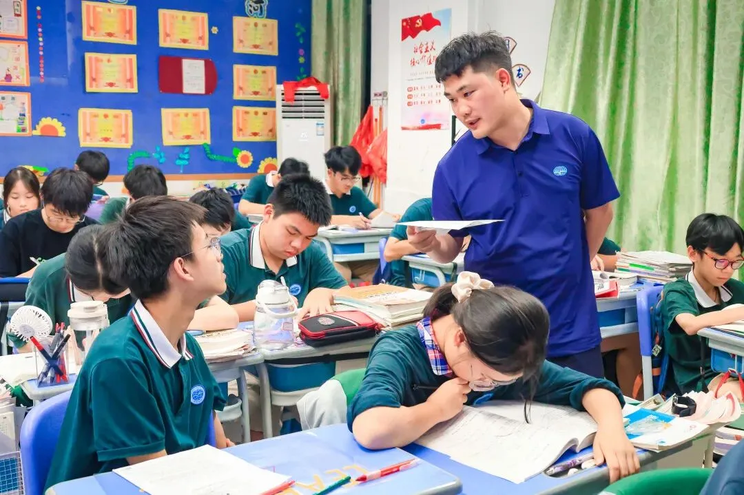 【中考专访一】重磅!明珠2026首位受访学霸,跟着她找准初中学习方向-第21张图片-四季读书网