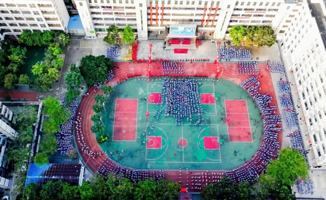 耕耘结硕果,荣光敬同心——致2026届中考守护者、学生的感谢信-第2张图片-四季读书网