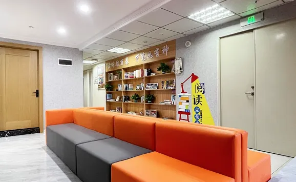 广州重本紫腾27届中考全日制冲刺班|招生条件、教学安排及收费明细-第3张图片-四季读书网