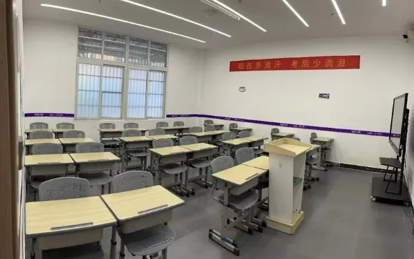 广州重本紫腾27届中考全日制冲刺班|招生条件、教学安排及收费明细-第4张图片-四季读书网