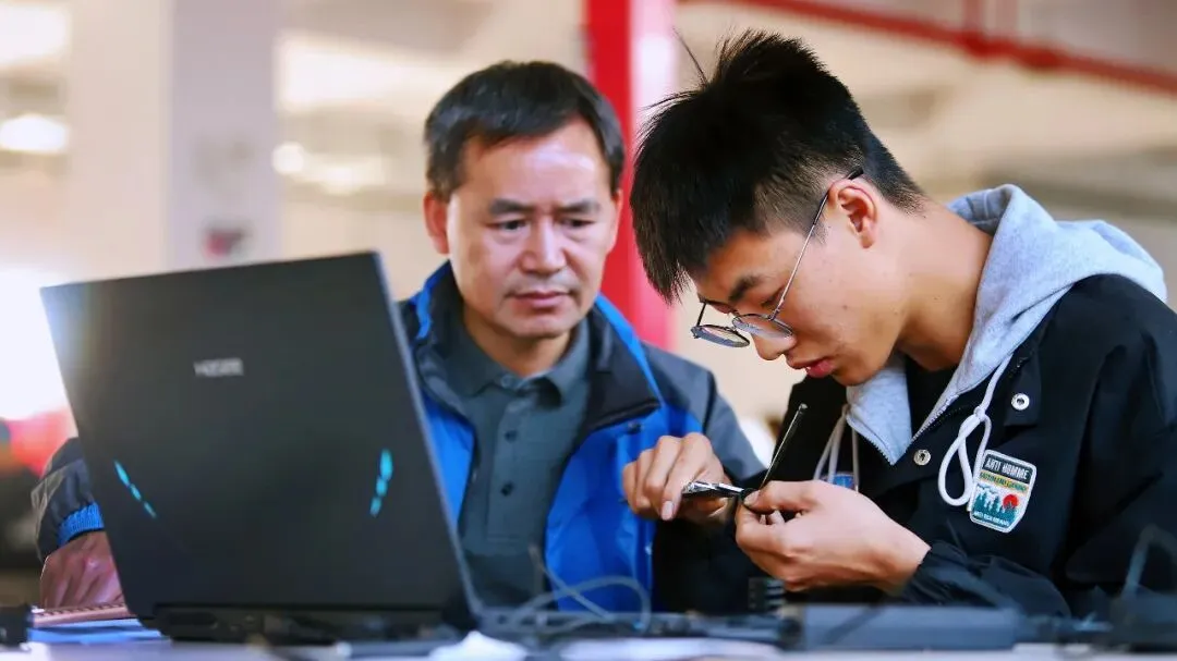 中考681分却选了职校,未来会后悔吗-第5张图片-四季读书网
