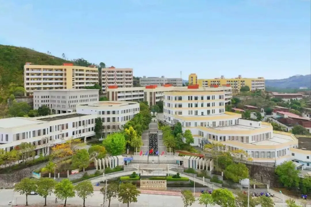 培文中考成绩亮眼,新初一余少量学位,报名从速!-第4张图片-四季读书网