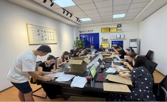 数字传播学院扎实完成期末阅卷及试卷专项核查归档工作-第4张图片-四季读书网 数字传播学院扎实完成期末阅卷及试卷专项核查归档工作-第4张图片-四季读书网