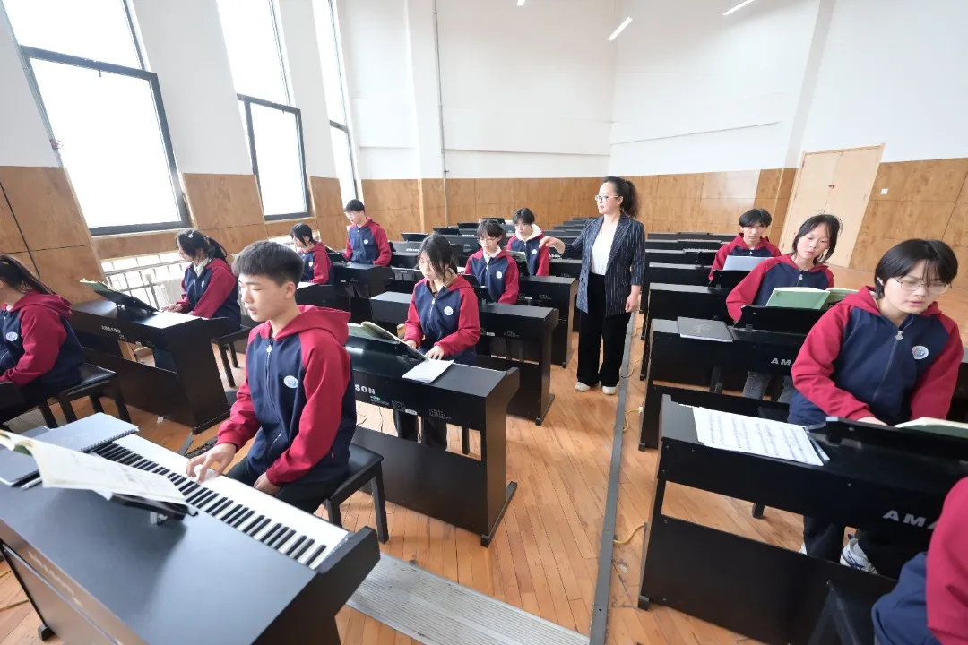 中考300分左右也能上大学?!这所公办学校正在报名!-第16张图片-四季读书网 中考300分左右也能上大学?!这所公办学校正在报名!-第16张图片-四季读书网