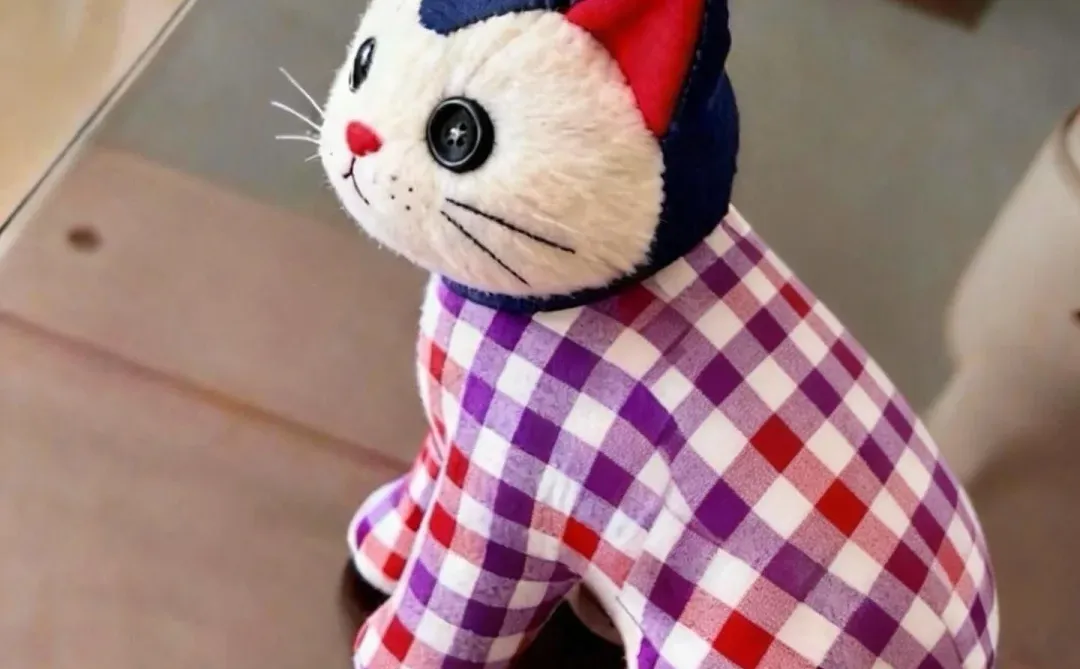布艺小猫