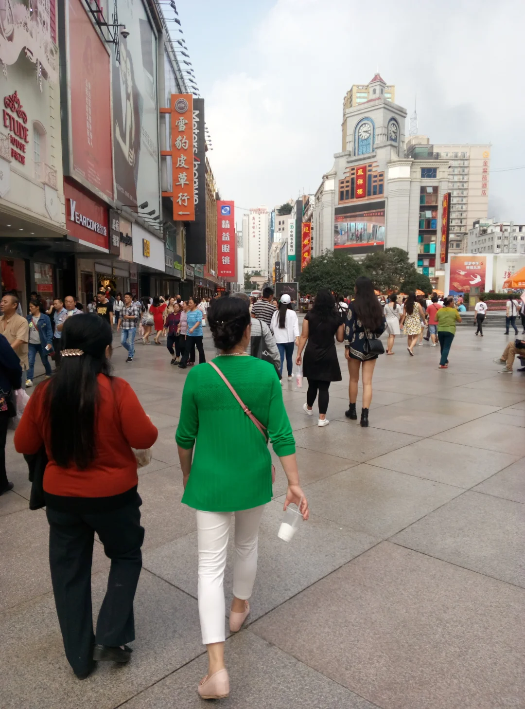 时间确实变快了，2015已是十年前