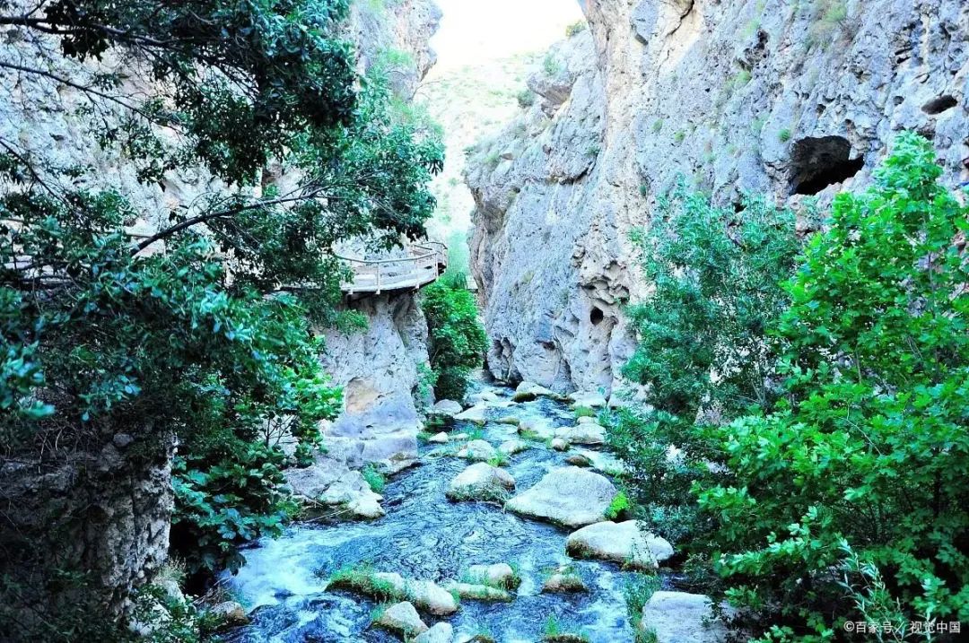 金丝峡大峡谷旅游攻略!壮美瀑布、神奇溶洞等你来发现!