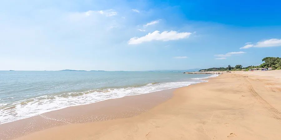 【海边度假】￥2990/人起~海南三亚自由行双飞4晚5日,4晚亚龙湾红树林度假酒店5钻园景房!