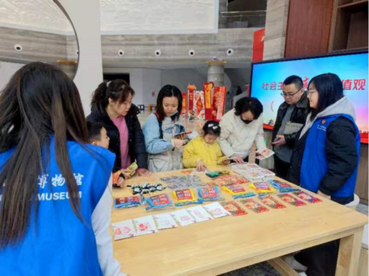 我校14名志愿者服务张家口“龙年寻龙”文化旅游体验活动活动