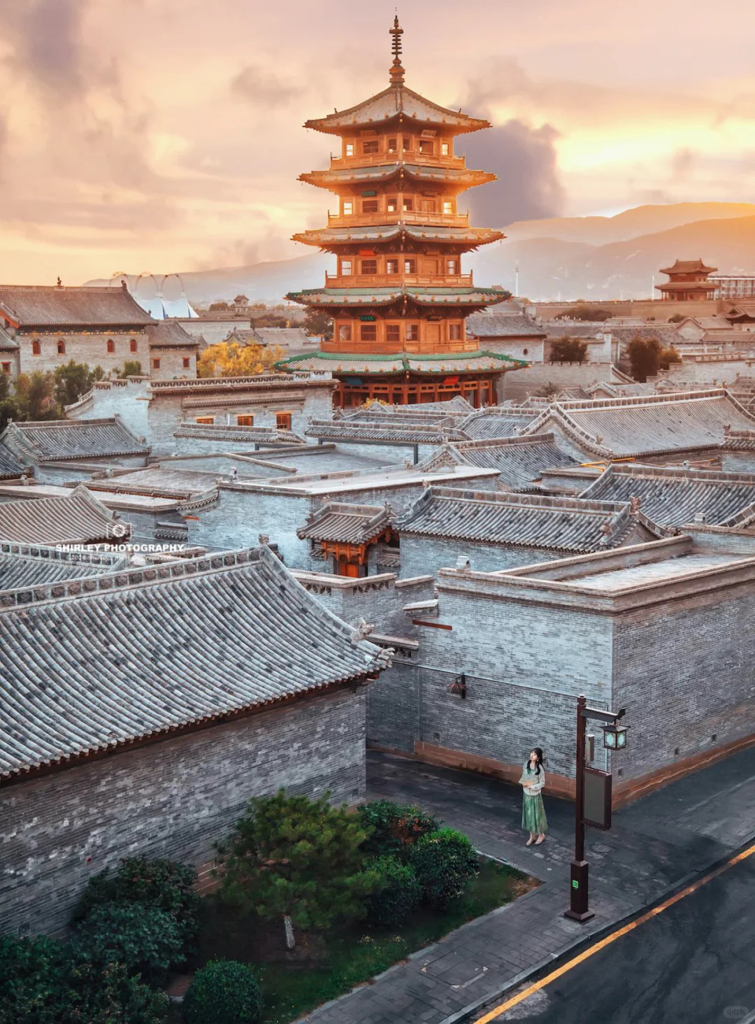 先出发再说｜日暮余晖，这座古城梦回600年前