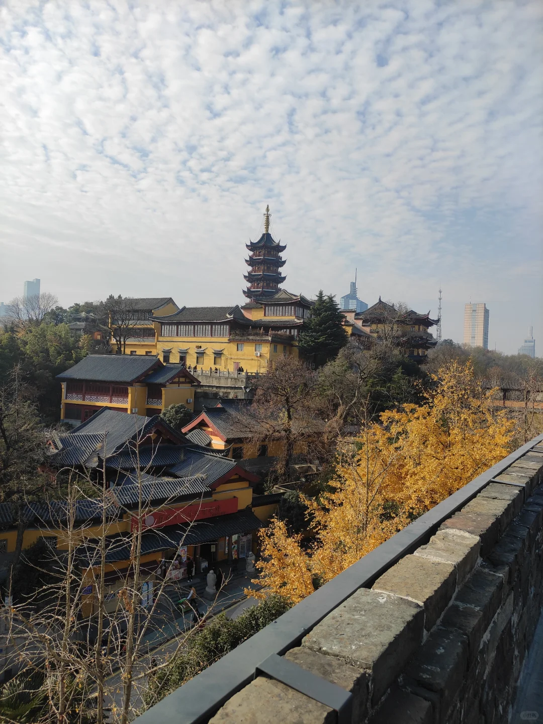 古鸡鸣寺