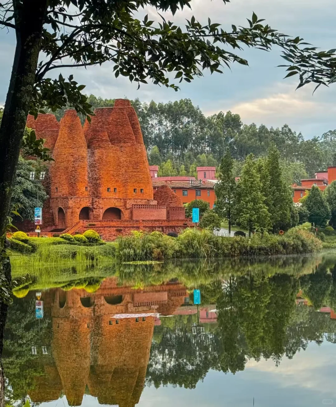救命！大学生预算只有一千五应该去哪旅游⁉️