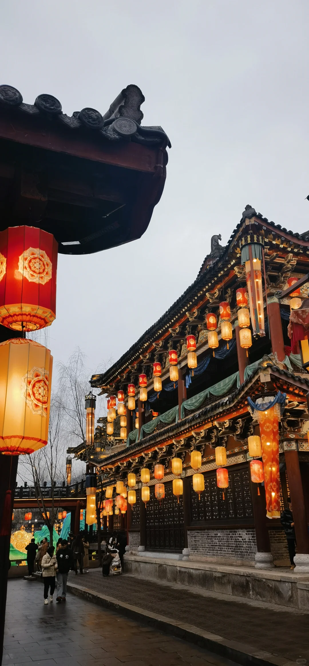 夜赏灯会 美轮美奂