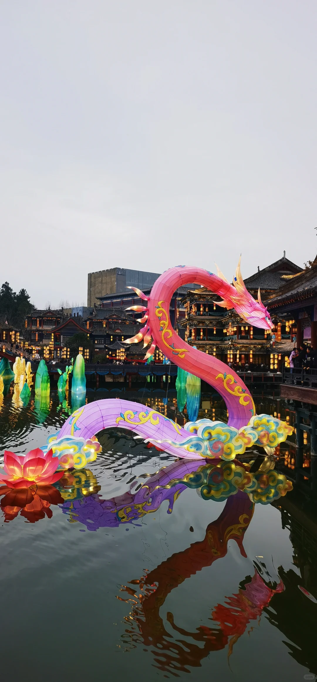 夜赏灯会 美轮美奂