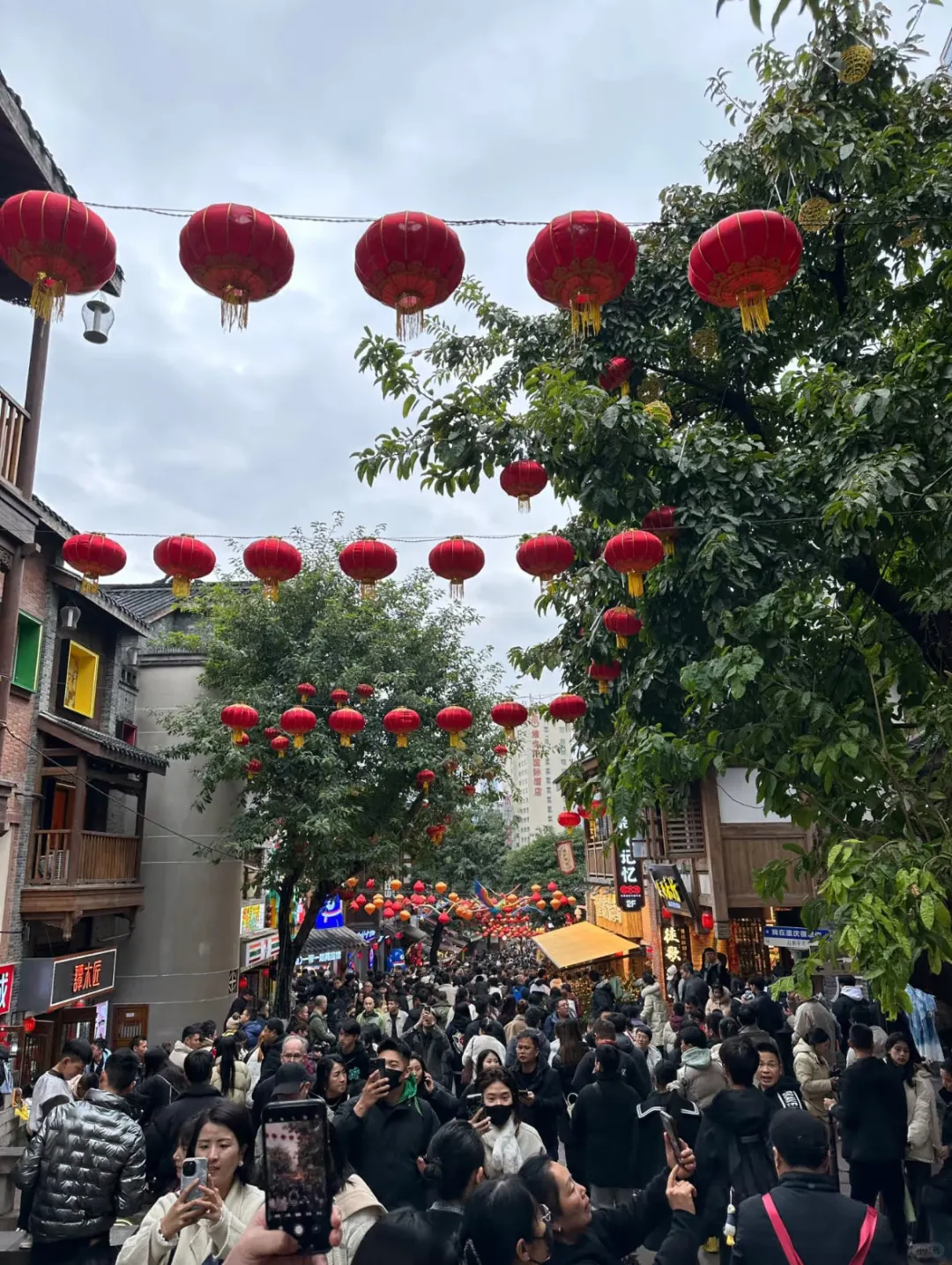 谁懂啊...被J人朋友做的重庆攻略感动哭