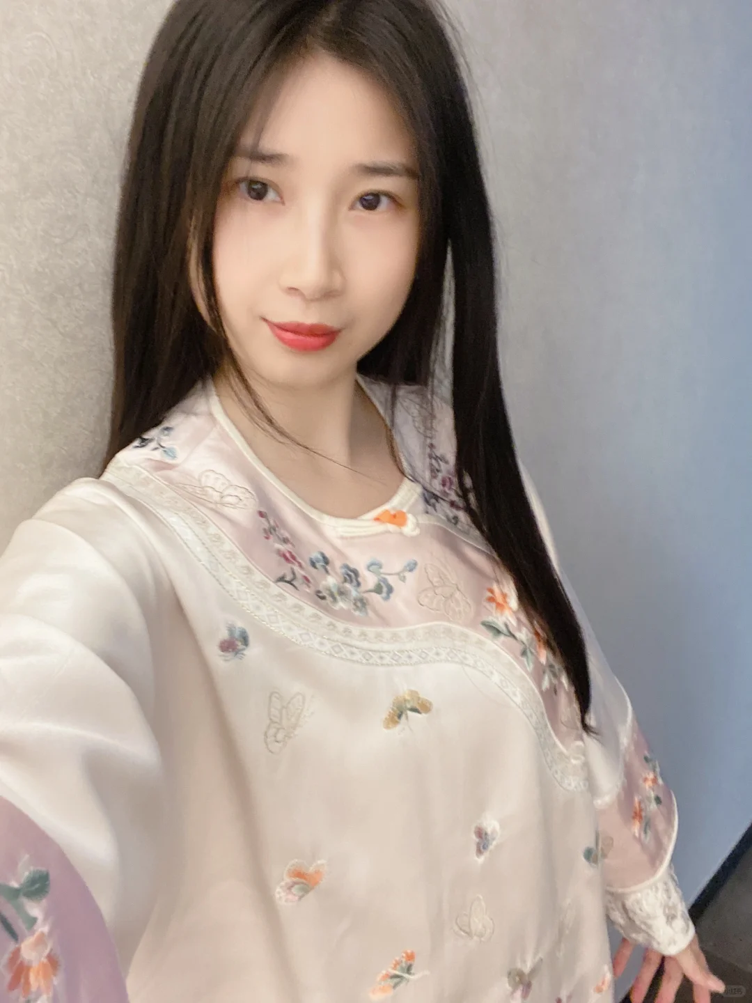 粉色娇嫩｜如今三十好几了还是喜欢穿