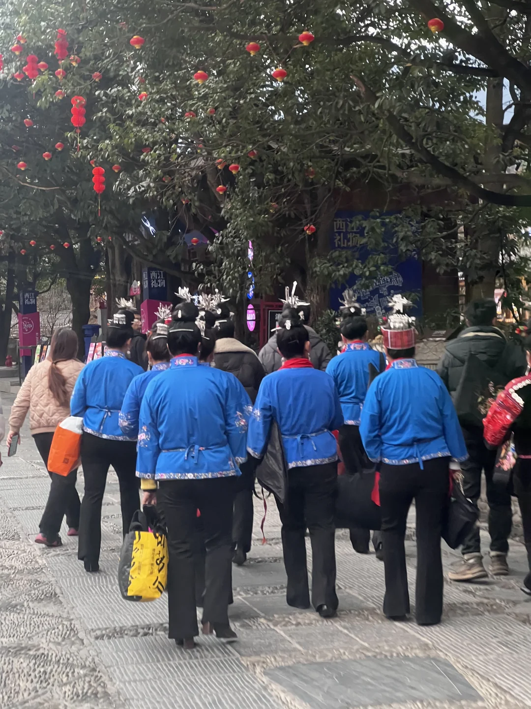 2.10号西江千户苗寨景区实况