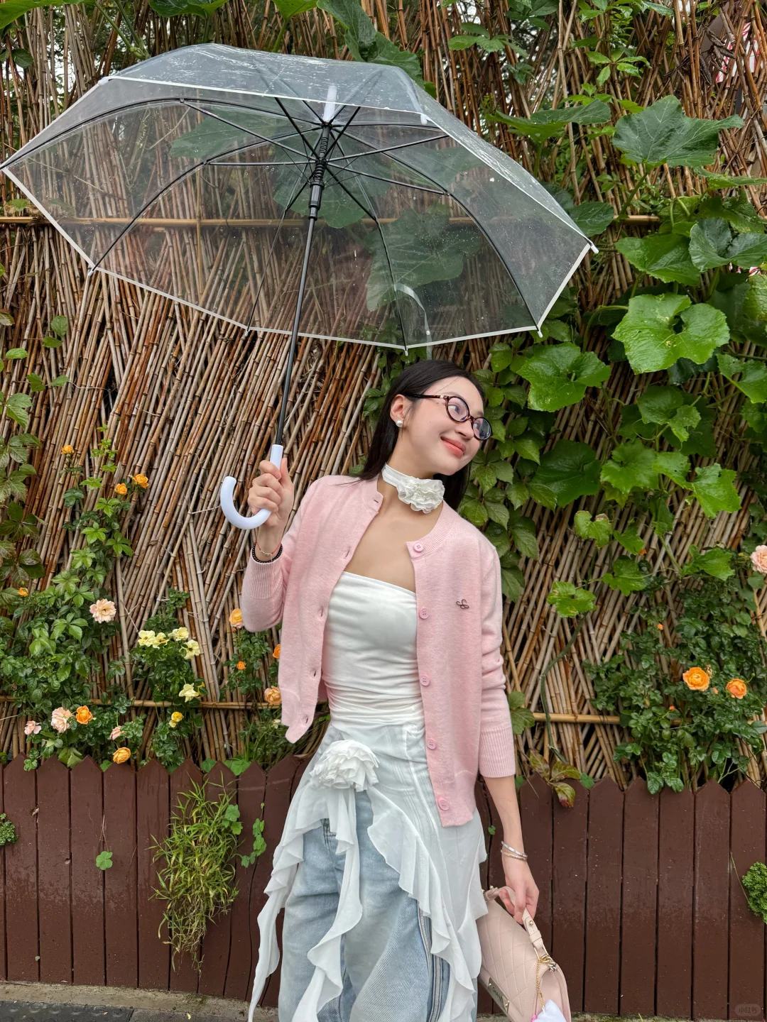 雨天约会☔️｜四郎：粉色娇嫩，如今你几岁⁉️
