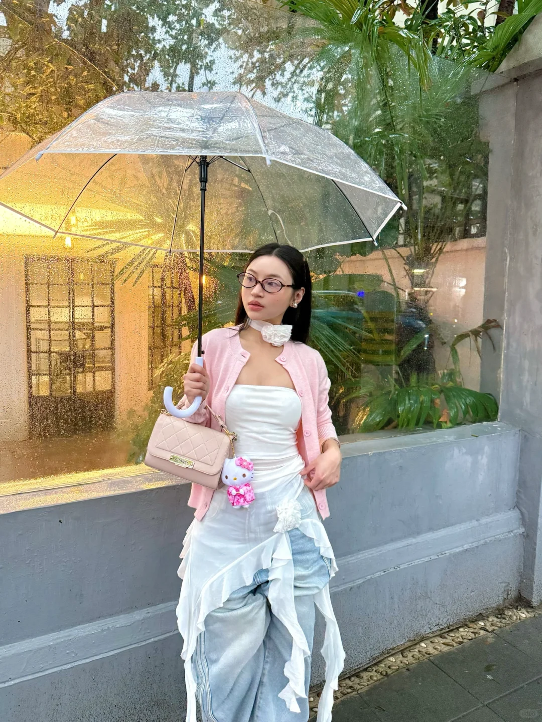 雨天约会☔️｜四郎：粉色娇嫩，如今你几岁⁉️