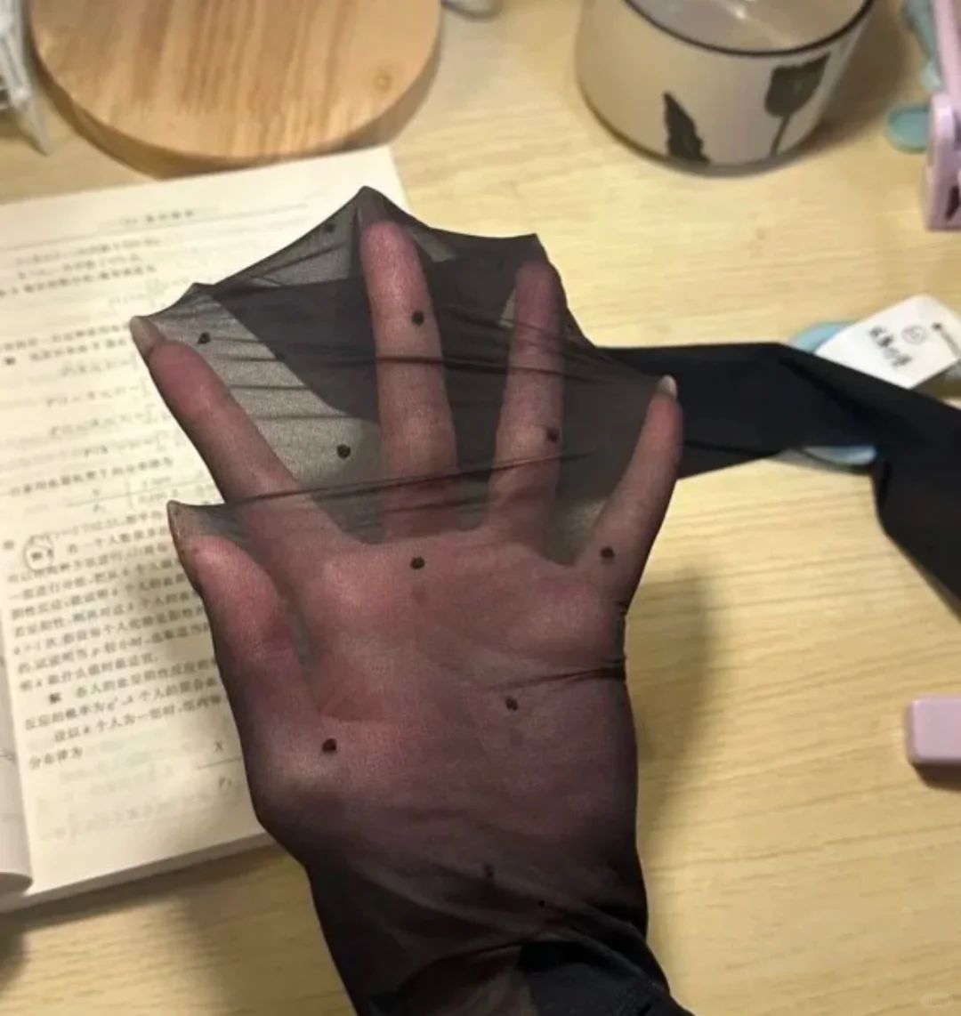 推荐波点黑丝