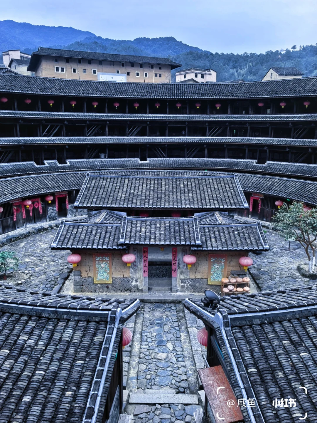 初溪土楼群：穿梭时光的窗户和文化的边界