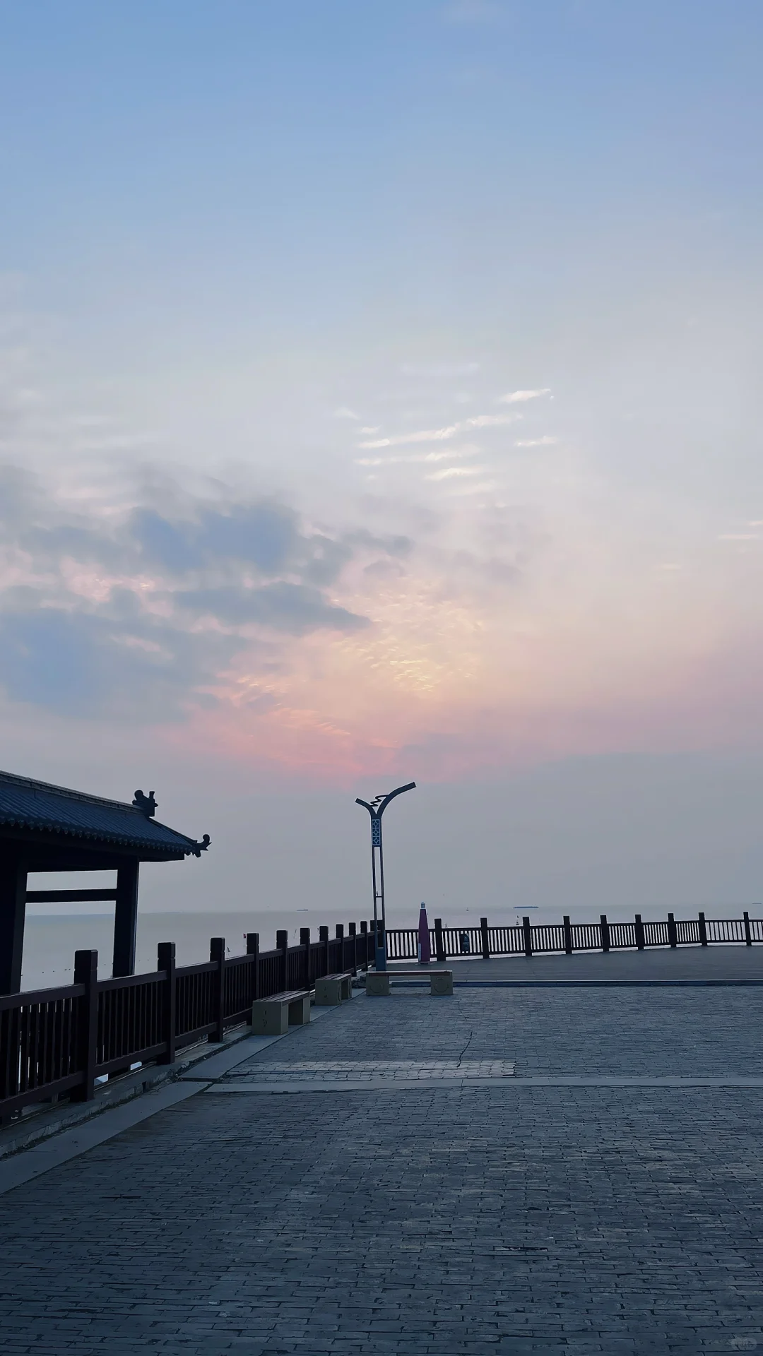 来洪泽湖追日落