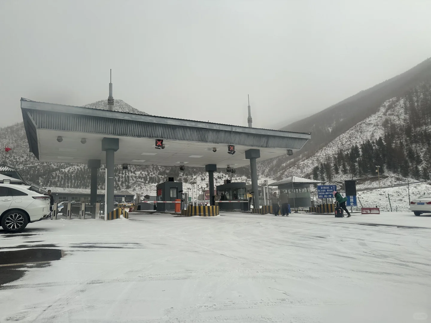 五台山景区的三月底神奇之旅⛰️没有应急措施