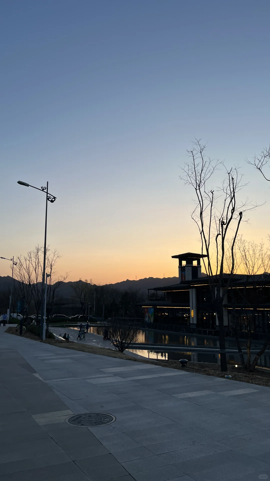 春风拂面时，又可以爬山了