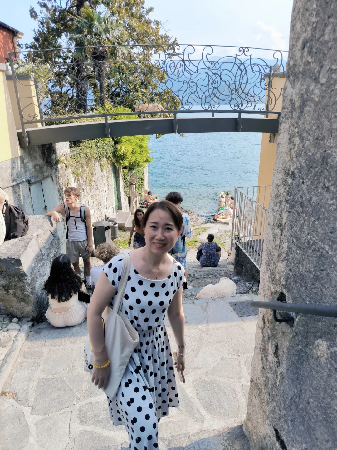 科莫湖的varenna