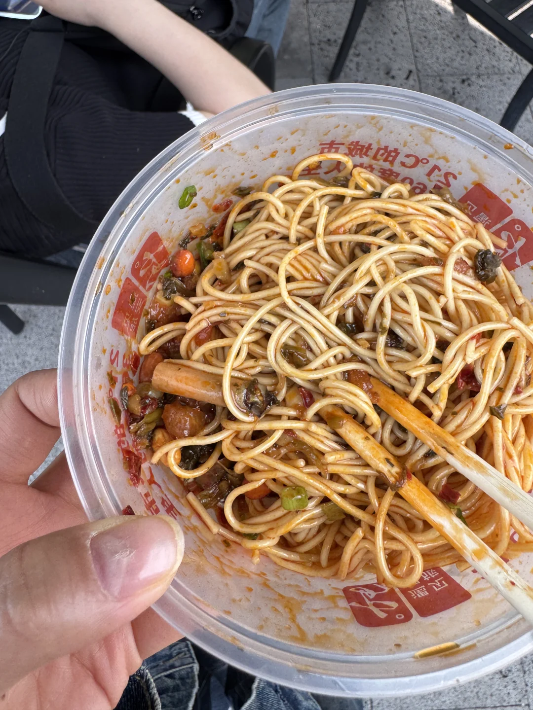 黄果树瀑布景区小吃店吃出烟头❗️好恶心