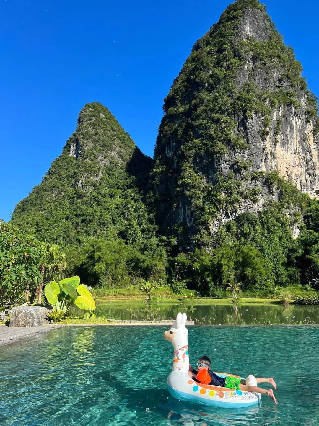 本以为贵州很适合遛娃了，直到去了广西崇左！
