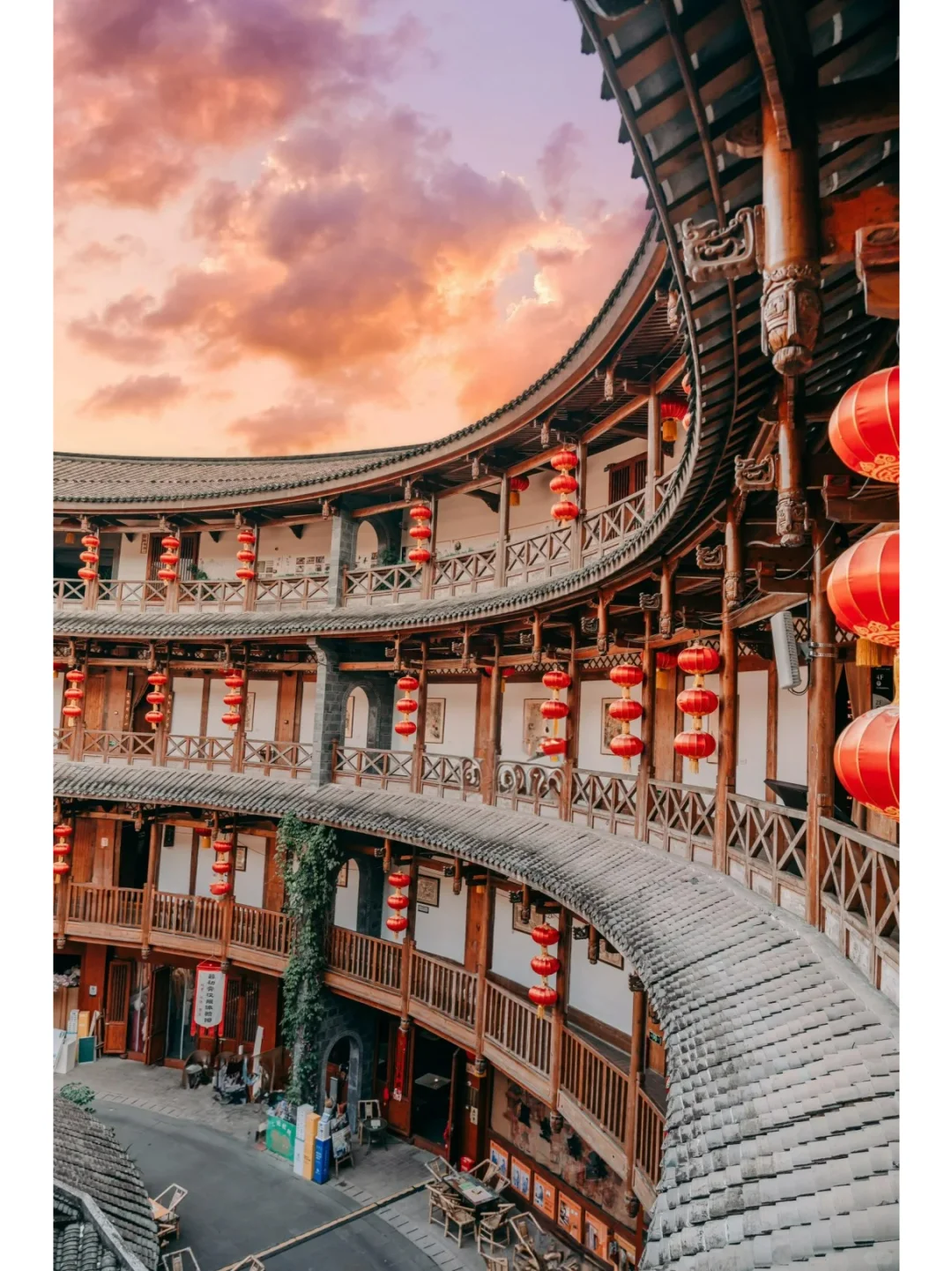 “椿去湫来,海棠花开”