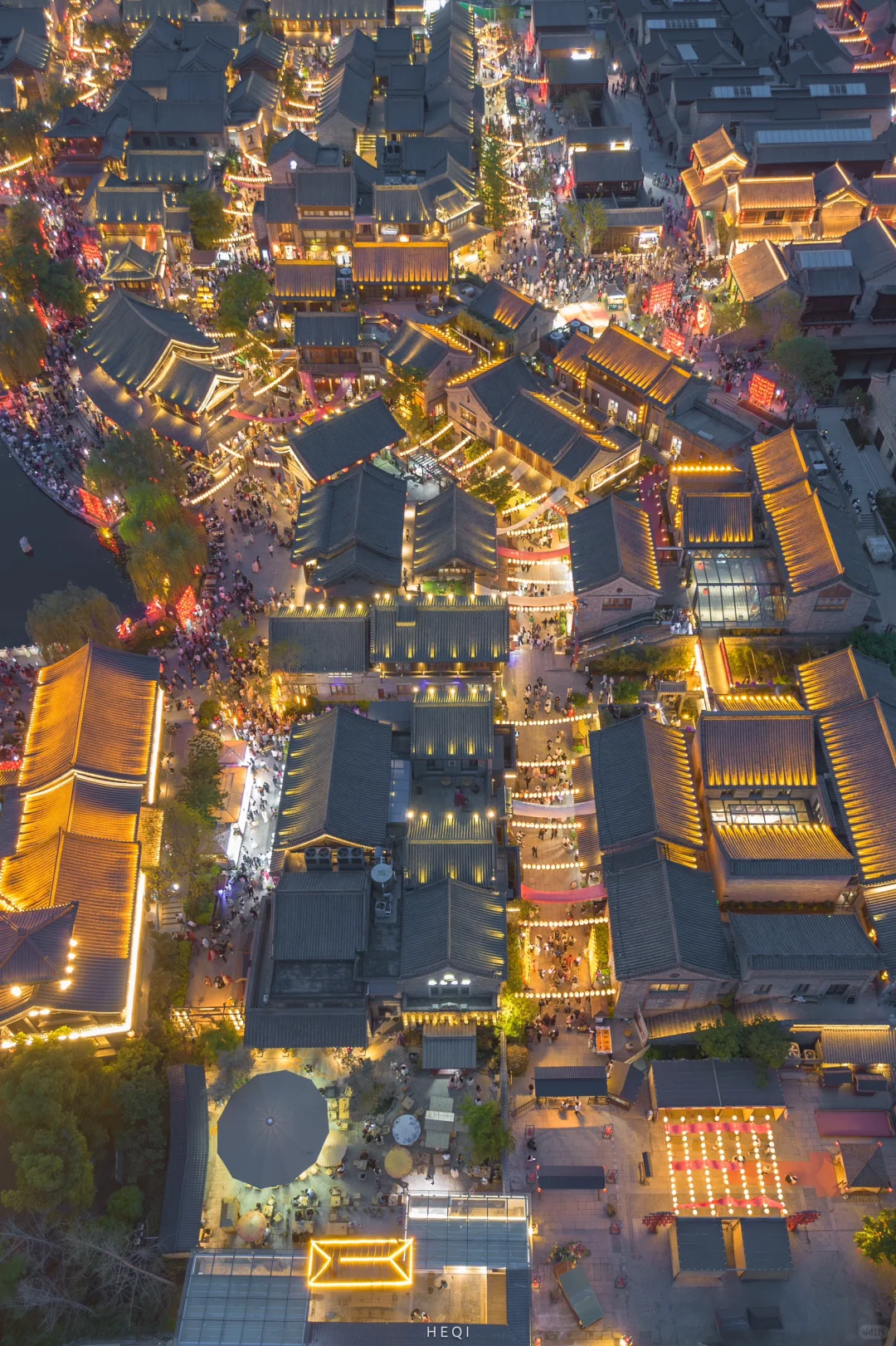 迄今为止，最让我感到震撼的城市出现了…