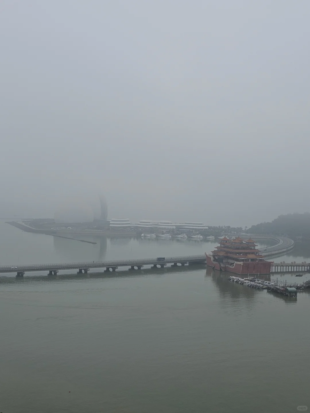 18日珠海景区早间多云➕大雾➕阵雨❌无日出