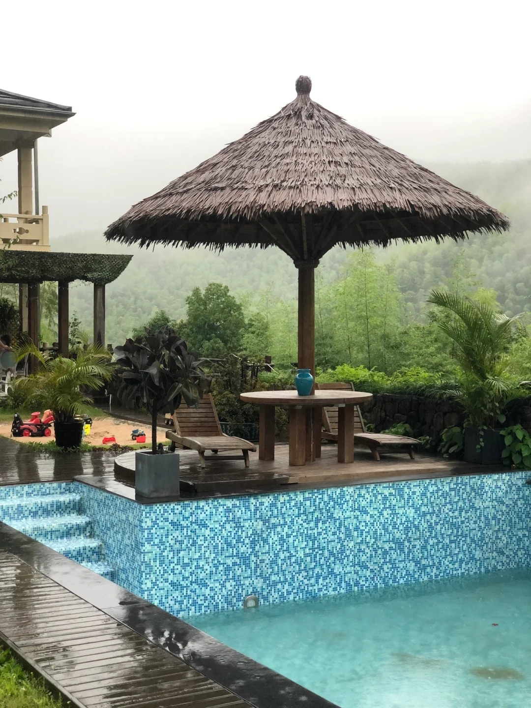 秋名山车神训练营-安吉江南天池分部