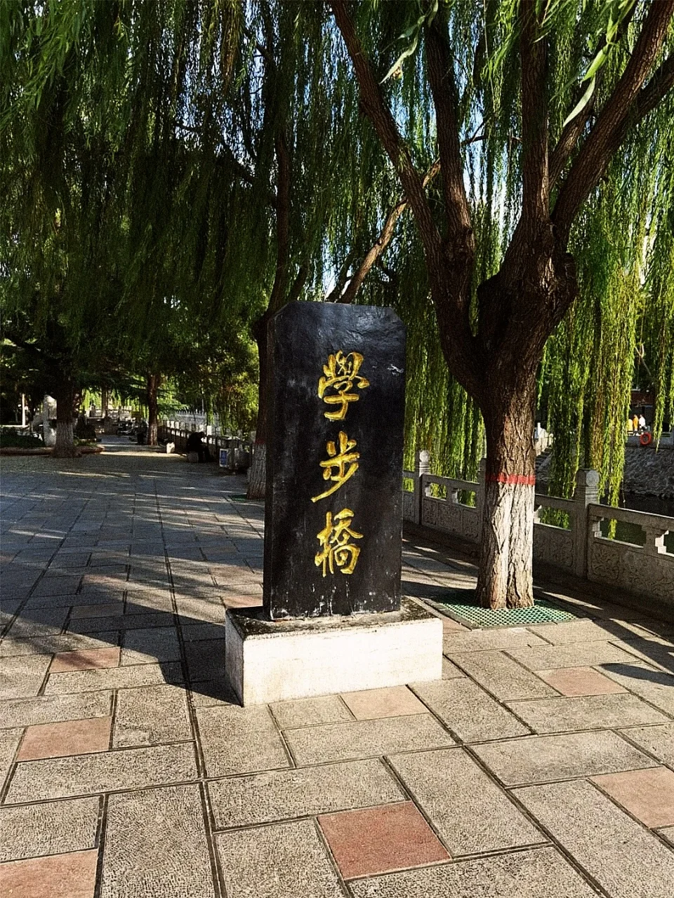 一眼千年，响堂山石窟的 “种草” 魔力