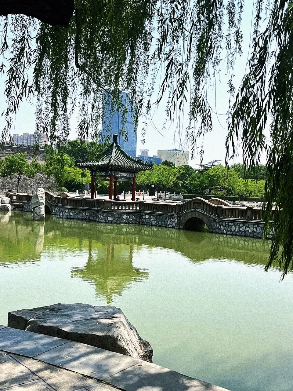 一眼千年,响堂山石窟的 “种草” 魔力