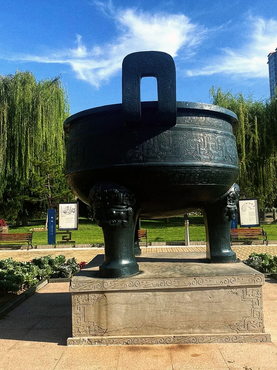 一眼千年,响堂山石窟的 “种草” 魔力