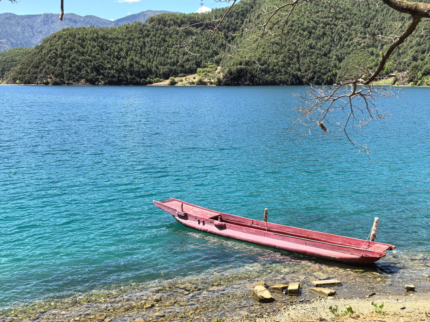 泸沽湖绝美！