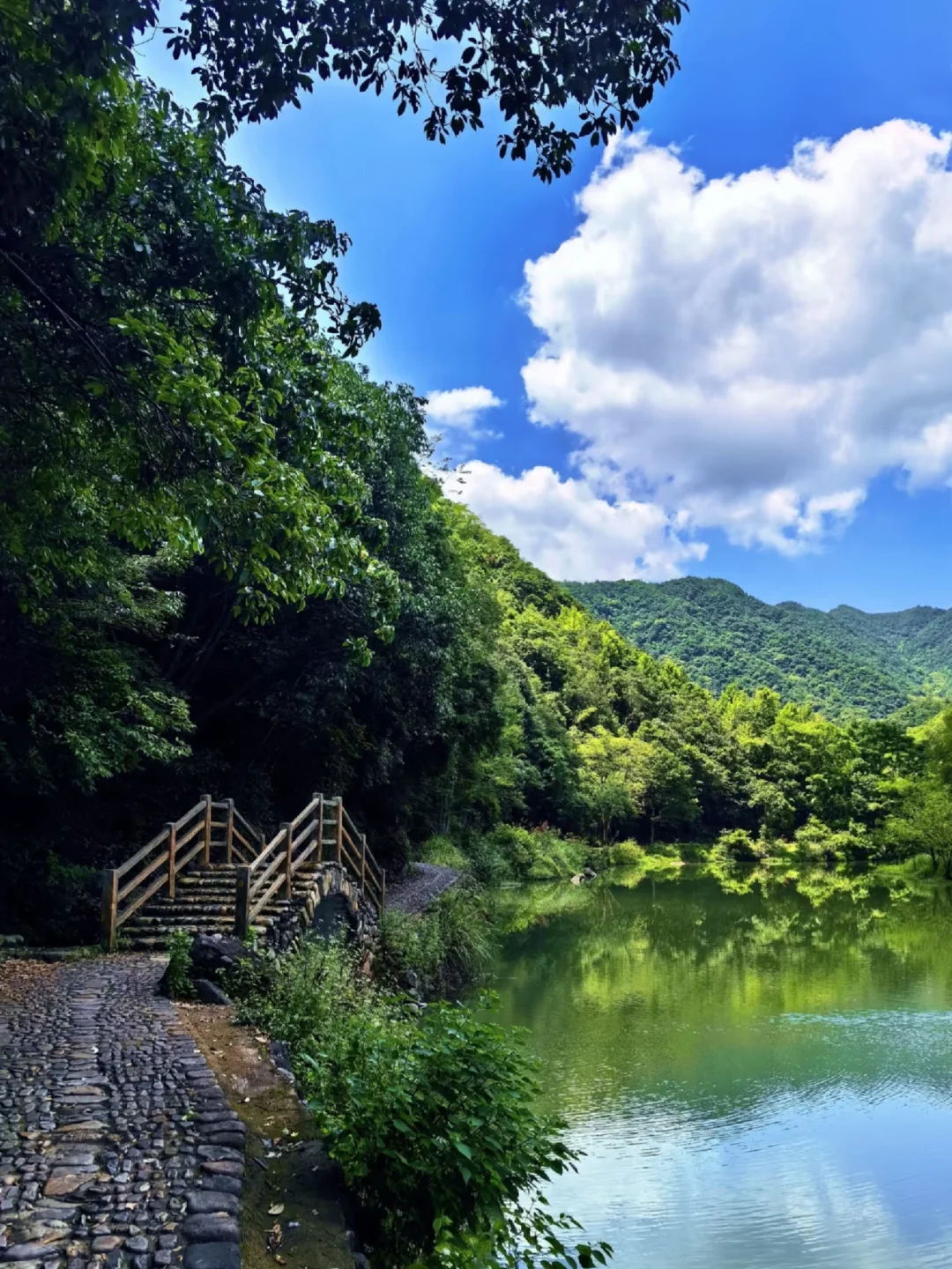 岩板十八渡，穿越千年的盐帮古道