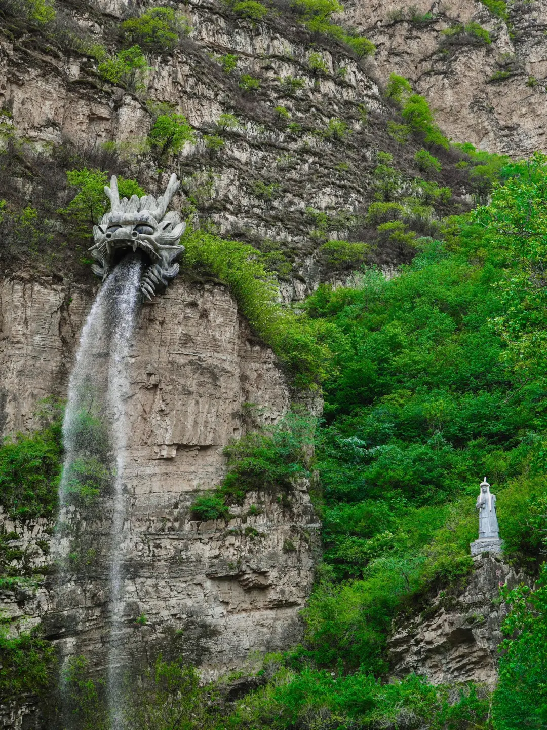 竟然是北京‼️时隔半年的神仙大峡谷开放了🌿