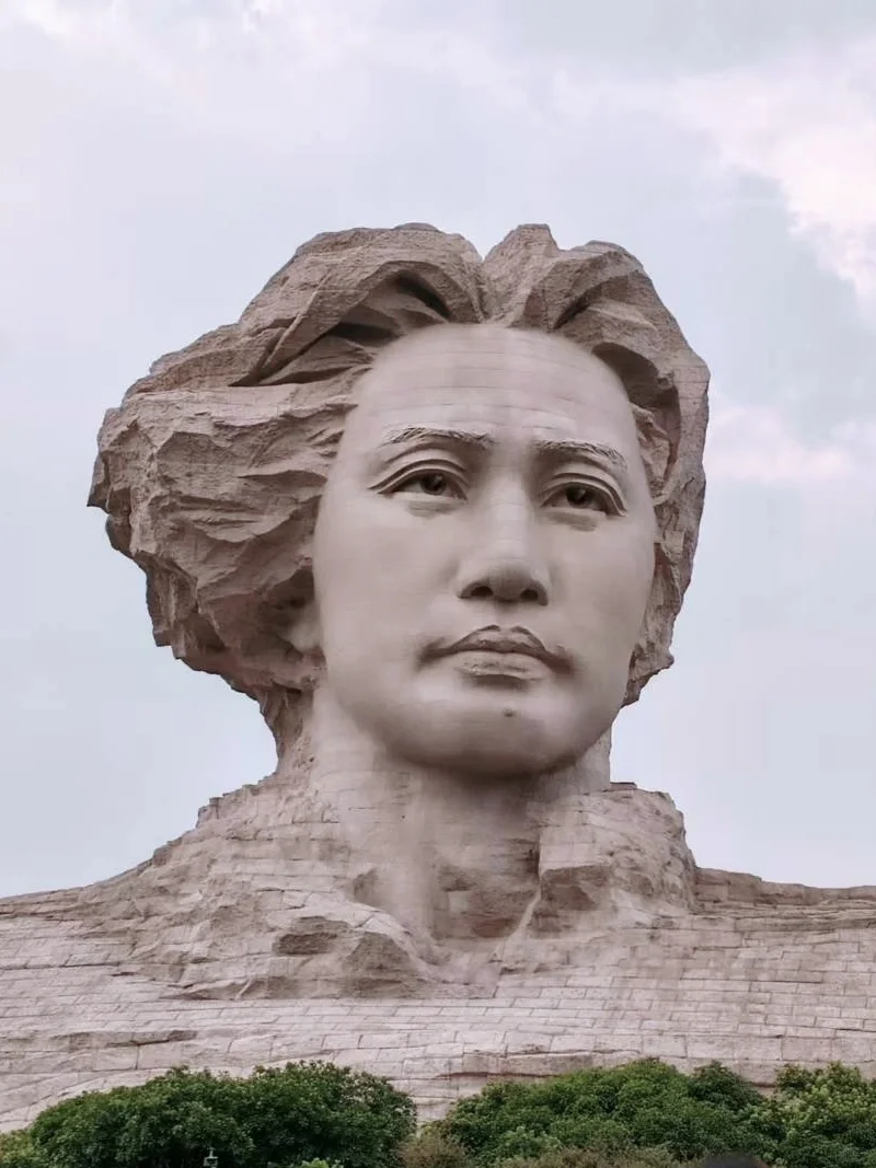 橘子洲 | 湘江明珠，红色诗魂