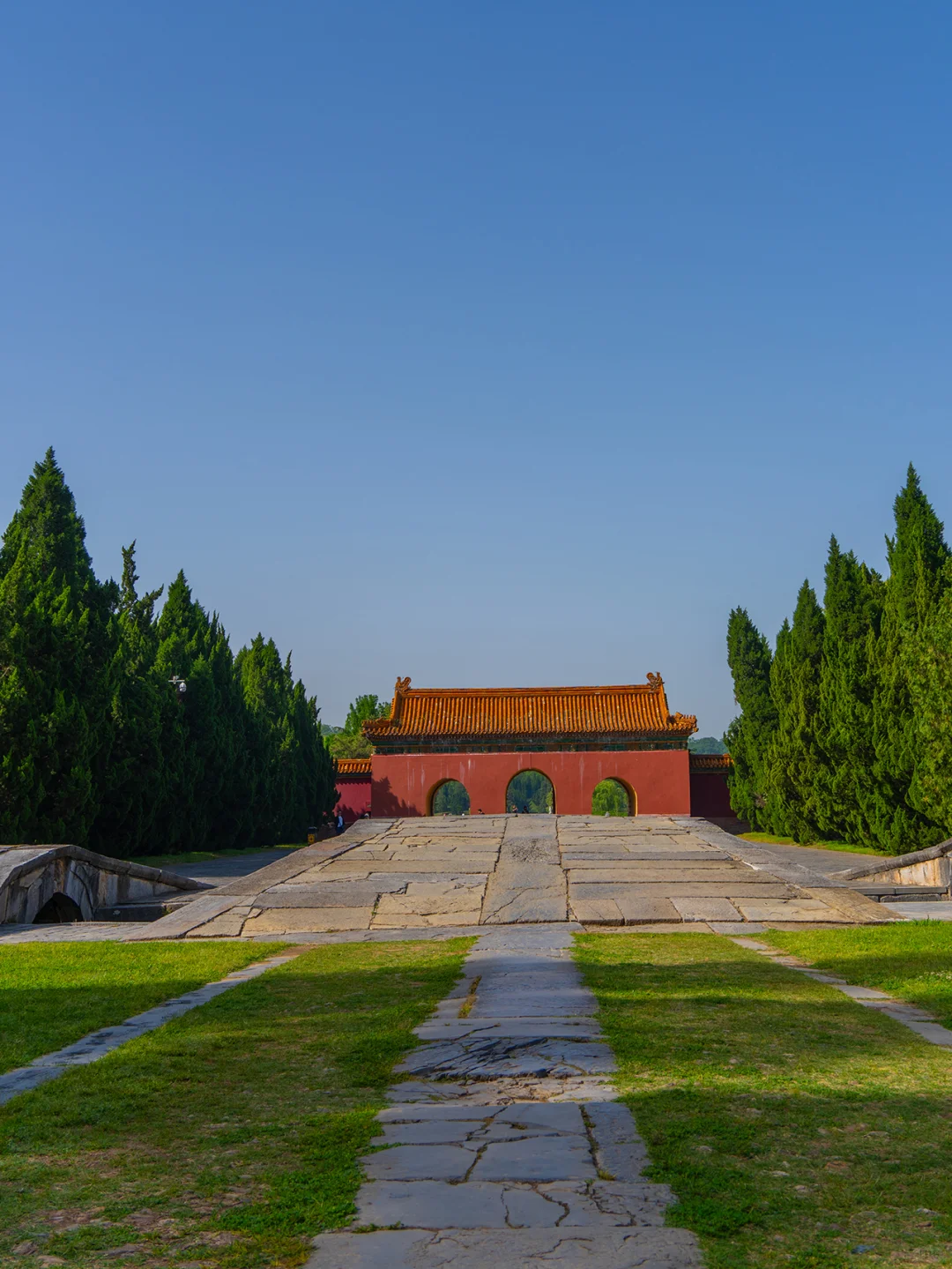 明显陵