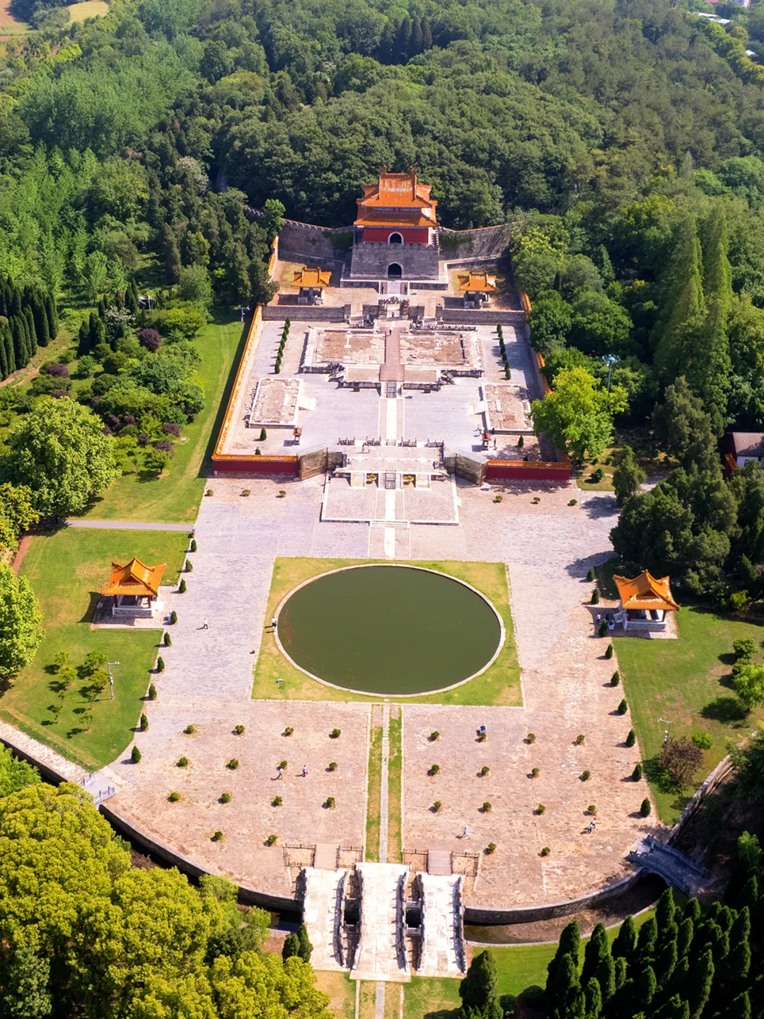 明显陵