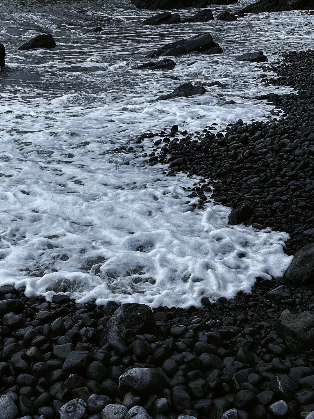 《国家地理》强推的小众海岛！火山岩奇观！
