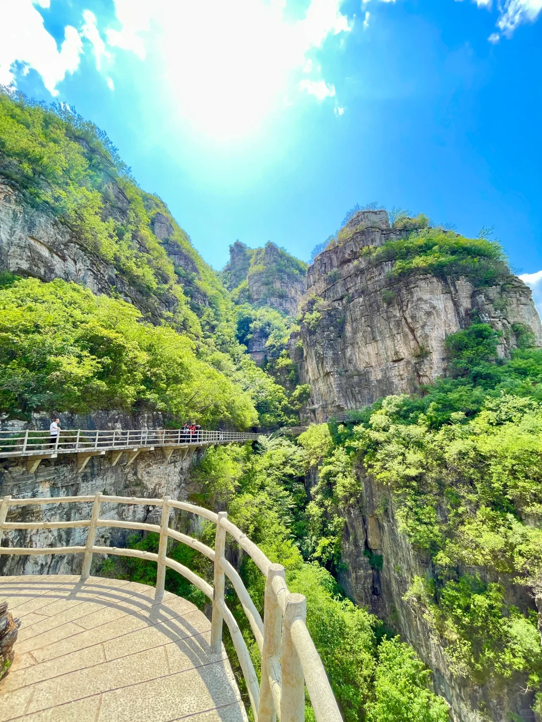 北方“小桂林”，闯进现实版的水墨画