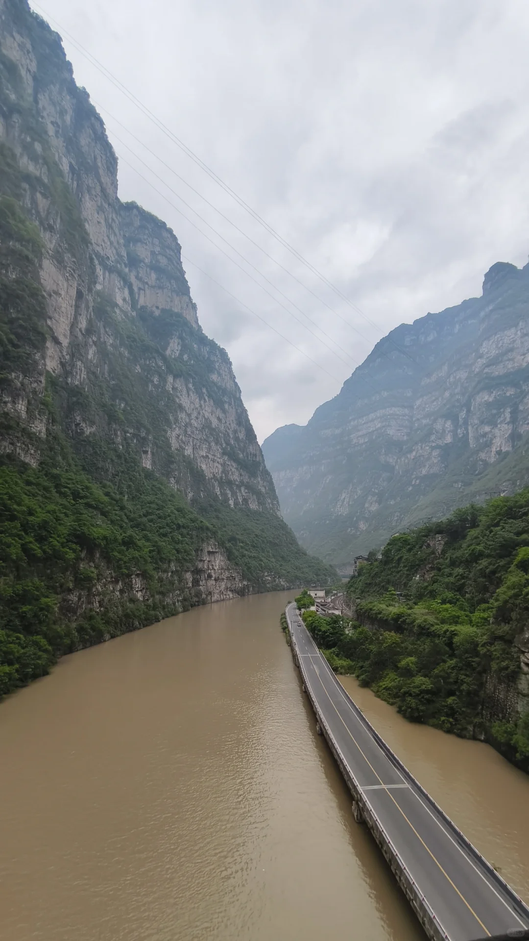 自驾邛崃、雅安，游览金口峡谷古路村等地