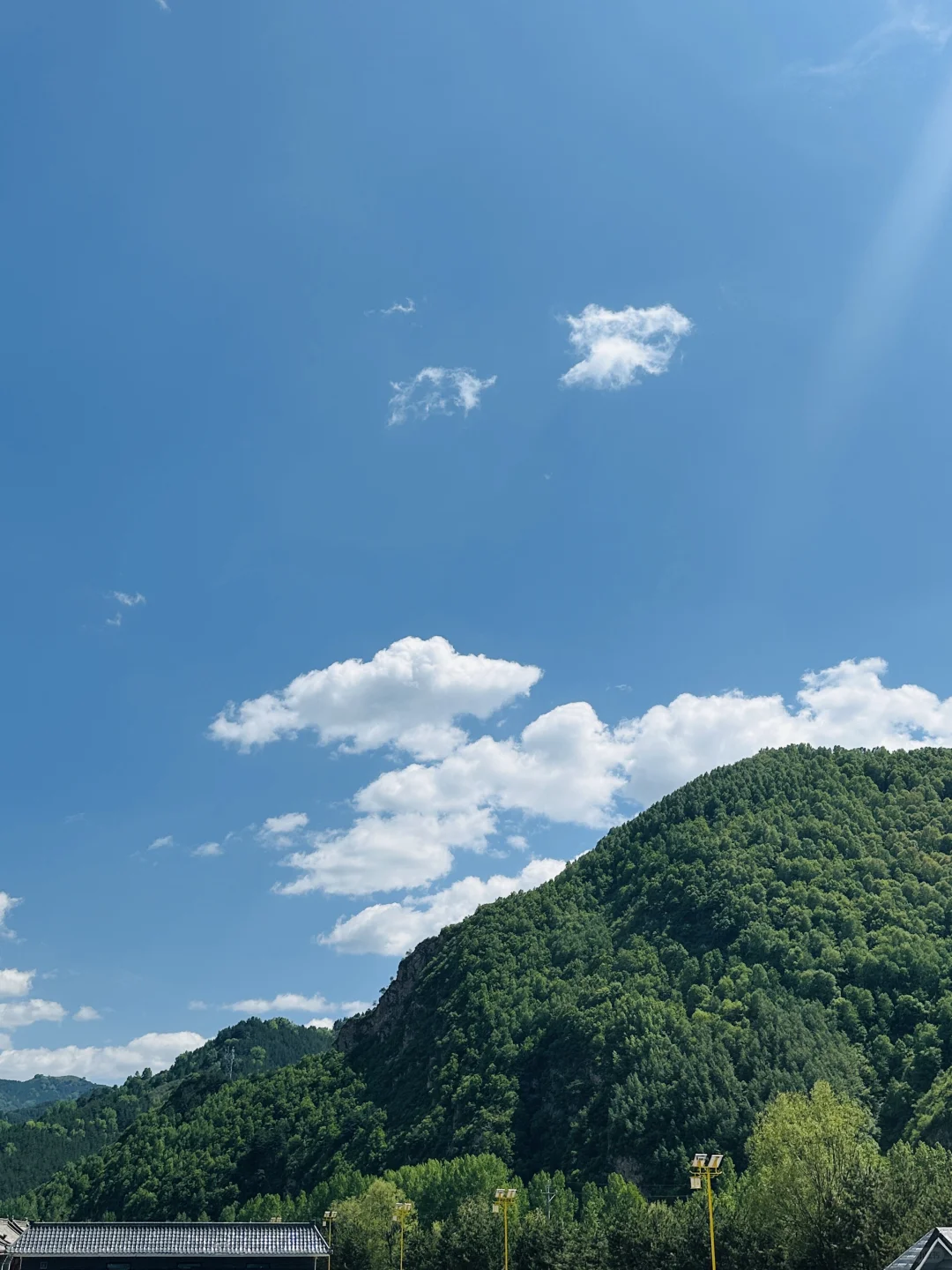 北京🚗3小时抵达北方“小伊犁”